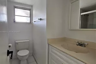 840 NW 87th Ave, Miami, FL 33172 - Photo 3