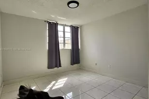 840 NW 87th Ave, Miami, FL 33172 - Photo 5