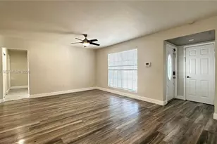 8450 NW 26th St, Sunrise, FL 33322 - Photo 13