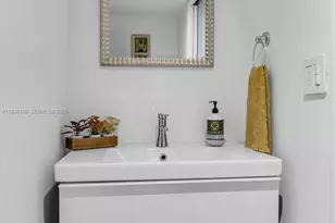 150 SE 25th Rd, Miami, FL 33129 - Photo 23