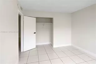 505 NW 177th St, Miami Gardens, FL 33169 - Photo 7