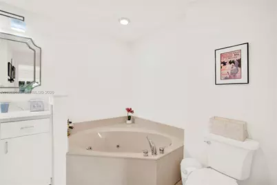 9021 SW 94th St #308, Miami, FL 33176 - Photo 15