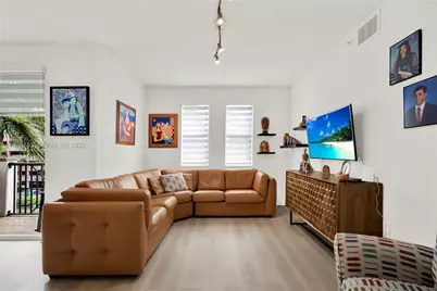 9021 SW 94th St #308, Miami, FL 33176 - Photo 5