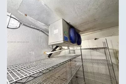 4273 NW 41st St, Doral, FL 33178 - Photo 25