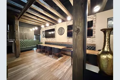 4273 NW 41st St, Doral, FL 33178 - Photo 9