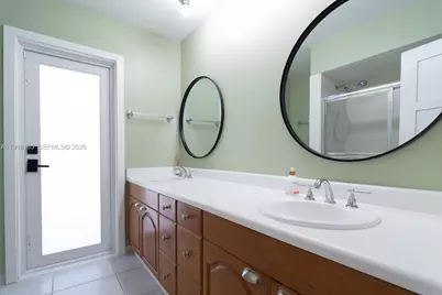 2011 NE 211th St #0, Miami, FL 33179 - Photo 27