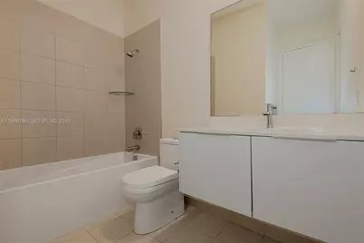 10460 NW 67th St, Doral, FL 33178 - Photo 25