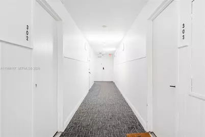 750 Collins Ave #302, Miami Beach, FL 33139 - Photo 23