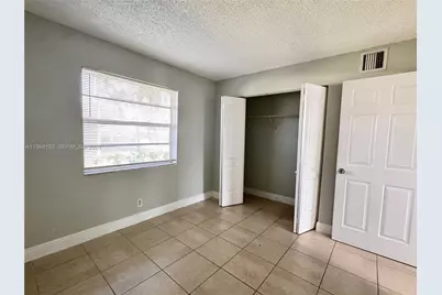 95 NE 41st St #L174, Oakland Park, FL 33334 - Photo 9