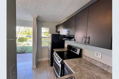 95 NE 41st St #L174, Oakland Park, FL 33334 - Photo 5