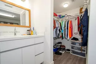 6215 W 20th Ave, Hialeah, FL 33012 - Photo 21