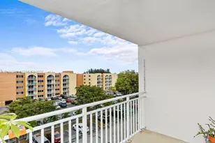 6960 Miami Gardens Dr, Hialeah, FL 33015 - Photo 19