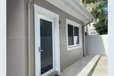 7921 Abbott Ave #6, Miami Beach, FL 33141 - Photo 3