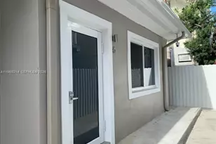 7921 Abbott Ave, Miami Beach, FL 33141 - Photo 3