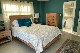 400 Golden Isles Dr, Hallandale Beach, FL 33009 - Photo 15