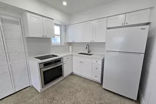 3245 SW 88th Ct, Miami, FL 33165 - Photo 5