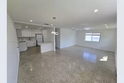 3245 SW 88th Ct #0, Miami, FL 33165 - Photo 3