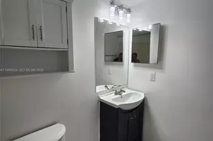 6195 NW 186th St, Hialeah, FL 33015 - Photo 9