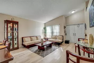 20401 SW 1st St, Pembroke Pines, FL 33029 - Photo 7