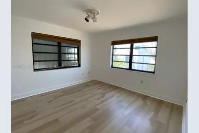 7626 Byron Ave #6, Miami Beach, FL 33141 - Photo 7