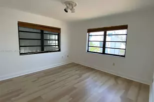 7626 Byron Ave, Miami Beach, FL 33141 - Photo 7