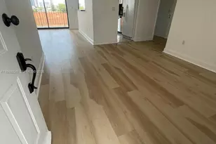 7626 Byron Ave, Miami Beach, FL 33141 - Photo 17