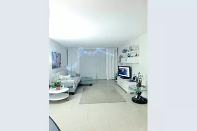 601 Three Islands Blvd #511, Hallandale Beach, FL 33009 - Photo 1
