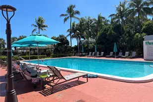 2401 Collins Ave, Miami Beach, FL 33140 - Photo 37