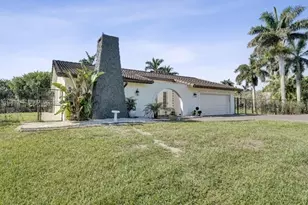 4701 SW 110th Ave, Davie, FL 33328 - Photo 3