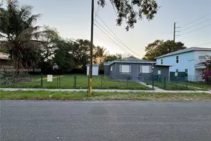 214 SW 1st Ave, Dania Beach, FL 33004 - Photo 3