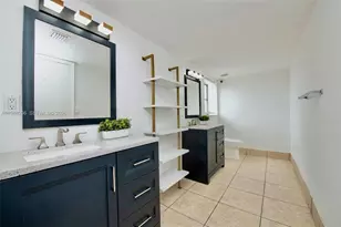 20850 San Simeon Way, Miami, FL 33179 - Photo 15