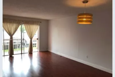 7805 Camino Real #H-101, Miami, FL 33143 - Photo 5