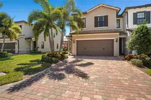 8240 Tailshot Ct, Lake Worth, FL 33467 - Photo 1