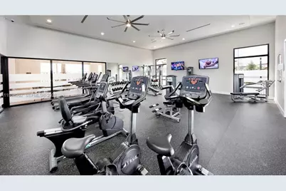 3375 W 100th Ter, Hialeah, FL 33018 - Photo 25