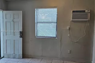 1437 NE 110th Terrace, Miami, FL 33161 - Photo 5