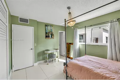 1400 S 19th Ave #1, Hollywood, FL 33020 - Photo 11