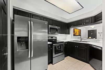 2725 Anzio Ct #307, Palm Beach Gardens, FL 33410 - Photo 7