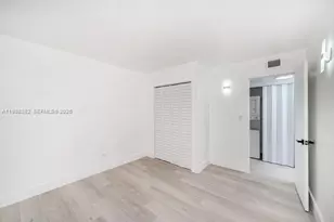 9760 SW 184th St, Cutler Bay, FL 33157 - Photo 13