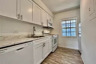 428 NE 82nd St, Miami, FL 33138 - Photo 3