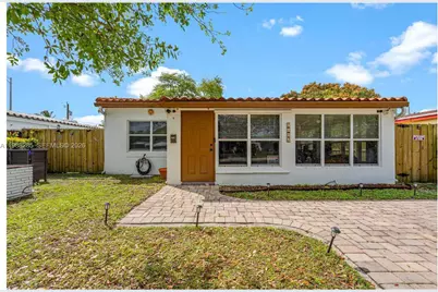 1482 NE 175th St, North Miami Beach, FL 33162 - Photo 3