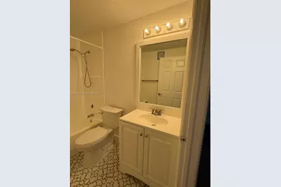 5610 NW 114 Pl #108, Doral, FL 33178 - Photo 5