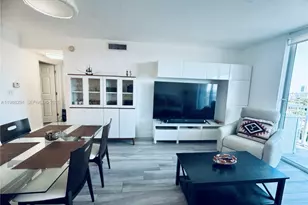 900 SW 8th St, Miami, FL 33130 - Photo 17