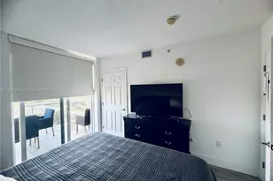 900 SW 8th St, Miami, FL 33130 - Photo 21