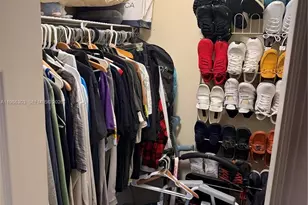 4347 E 9th Ct, Hialeah, FL 33013 - Photo 15