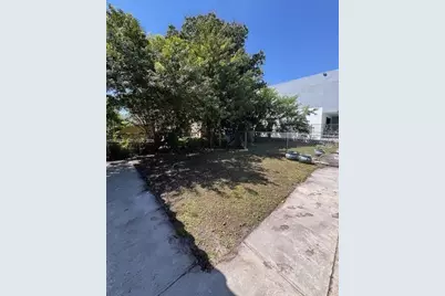 1128 SW 21st Ave, Miami, FL 33135 - Photo 25
