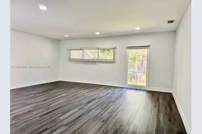 1128 SW 21st Ave, Miami, FL 33135 - Photo 11