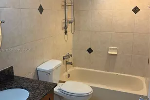 500 NE 2nd St, Dania Beach, FL 33004 - Photo 7