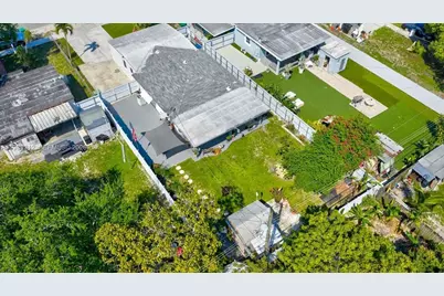 3140 NW 97th St, Miami, FL 33147 - Photo 37