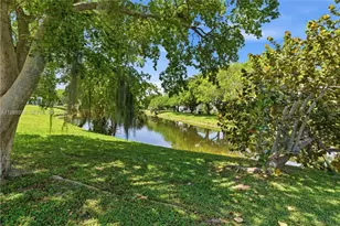 199 Prescott J, Deerfield Beach, FL 33442 - Photo 5