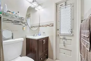 2303 Polk St, Hollywood, FL 33020 - Photo 13